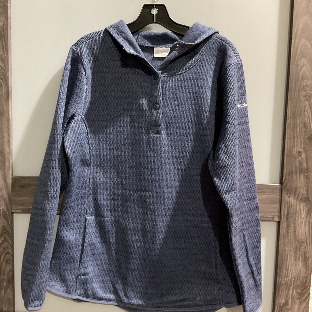 EUC- Blue 3/4 button up ladies hoodie
